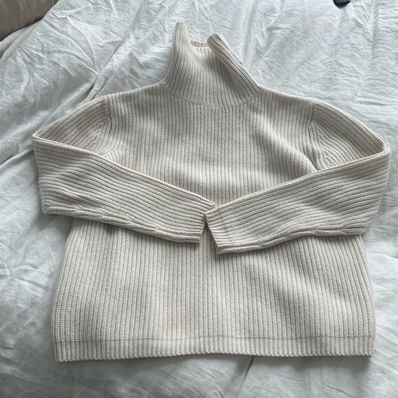 Jenni Kayne Cashmere Turtleneck - Picture 8 of 14